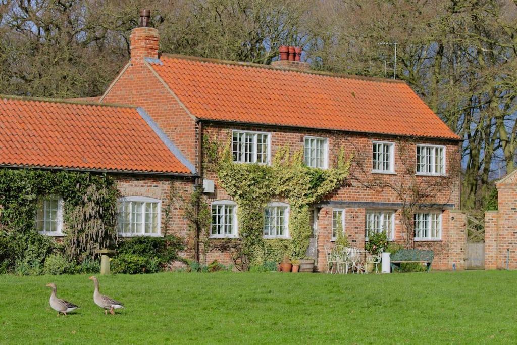 Characterful Yorkshire Cottage, Beautiful Views Экстерьер фото