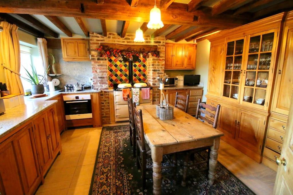 Characterful Yorkshire Cottage, Beautiful Views Экстерьер фото