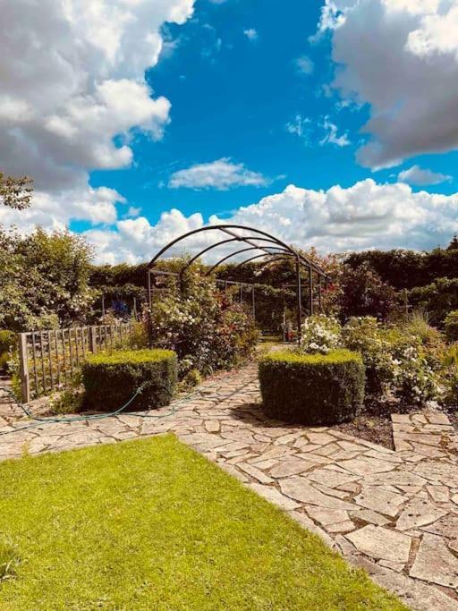 Characterful Yorkshire Cottage, Beautiful Views Экстерьер фото